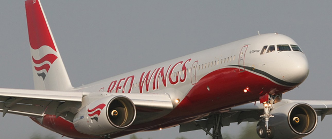 Tupolew Tu-204-100 von Red Wings: Charterflüge in den Süden.