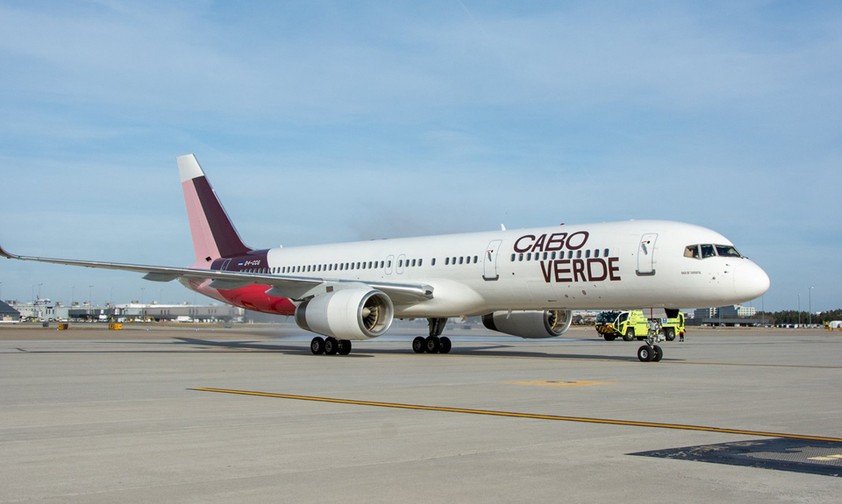 Boeing 757 von Cabo Verde Airlines: Die Flotte soll schrumpfen.