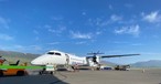 Da Havilland Canada Dash 8 von Icelandair in Akureyri: Bald sollen hier auch größere Flugzeuge zu sehen sein.