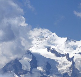 Schweizer Alpen: Passagiere sahen die Gipfel näher kommen.