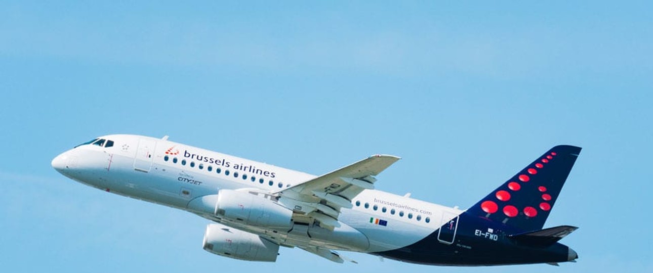 Sukhoi Superjet in den Farben von Brussels Airlines: Lange Standzeiten.