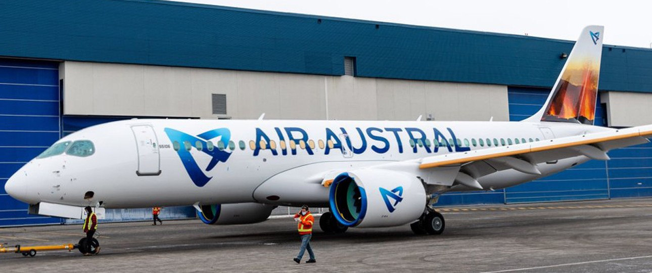 Airbus A20 von Air Austral: Trägt schon sein Kleid.