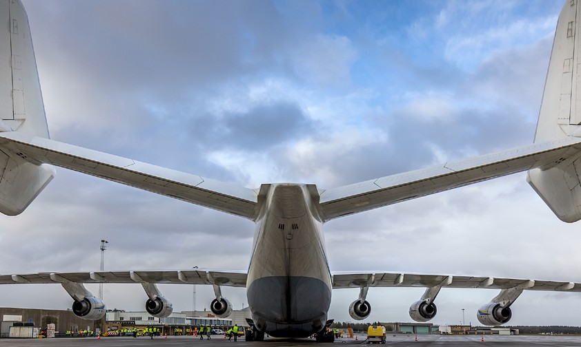 Die Antonov An-225 am 5. Februar 2022 im dänischen Billund.
