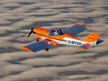 Ultraleichtflugzeug von Breezer Aircraft: Wird bald auch in der Schweiz die Zulassung einfacher möglich?