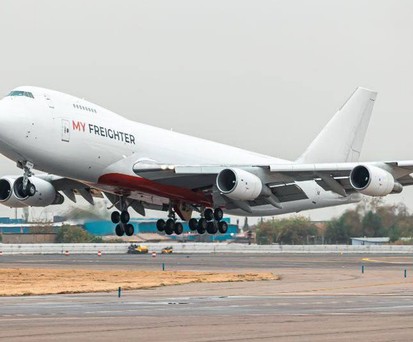 Die Boeing 747-200 F von My Freighter: In Taschkent angekommen.