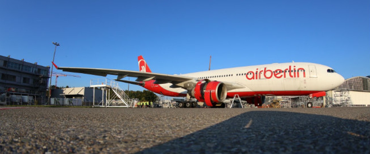 Der A330 von Air Berlin mit dem Kennzeichen D-ALPE: Inzwischen ist er umlackiert worden.
