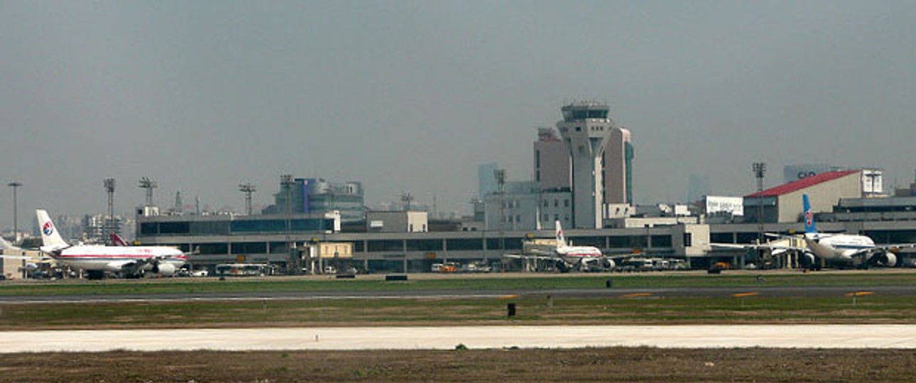 Der älteste Flughafen Chinas: Shanghai Hongqiaos Terminal 1 wird vollständig renoviert.
