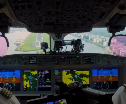 Wie Piloten die Landung in London City erleben