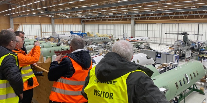 Werksführung bei Pilatus Flugzeugwerke in Stans