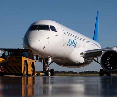 Die Embraer E190-E2 im Kleid von Placar Linhas Aéreas: Die Airline hat zwei Fluguzeuge mit einer wechselvollen Geschichte.