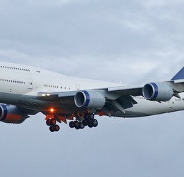 Boeing 747-8 mit dem Kennzeichen SU-EGY über Hamburg: Wird umgebaut.