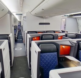 Kabine der Boeing 777 von Gridiron Air: Die Airline will neue Maßstäbe im Chartergeschäft setzen.