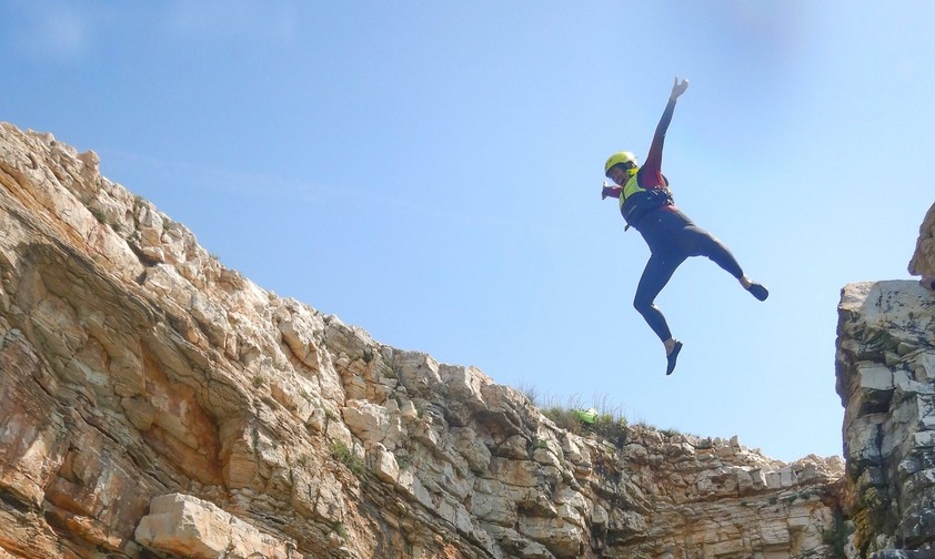 Beim Coasteering auf der Halbinsel Kamenjak 