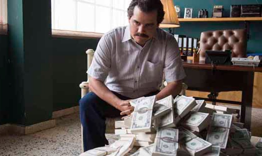 So wird Pablo Escobar in der Netflix-Serie dargestellt: Aufstieg und Fall eines Drogenbarons ohne Skrupel. Das zeigte sich besonders klar am 27. November 1989.