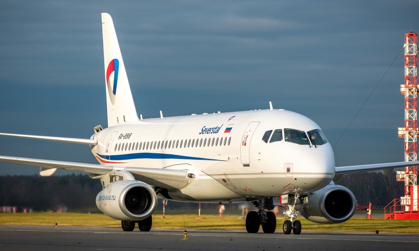 Yakovlev Superjet 100: In Russland wird an einer rein russischen Version gearbeitet, die ab 2026 ausgeliefert werden soll.