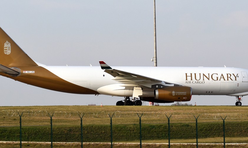 Airbus A330 F der Republik Ungarn: Von Wizz Air betrieben.