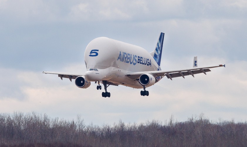 bluga st no5  landing in  mirabel