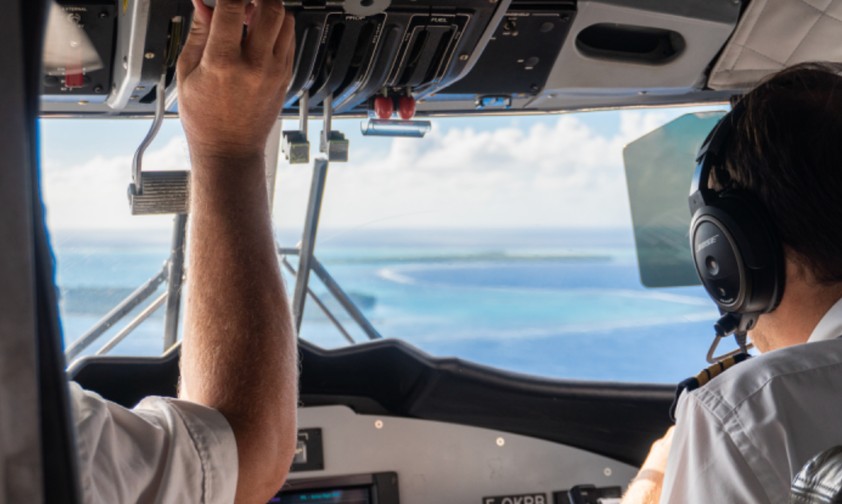 Blick ins Twin-Otter-Cockpit: Air Tetiaroa erhält ein weiteres Flugzeug.