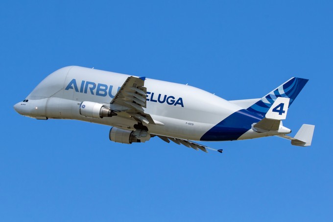 Der Airbus Beluga im Flug. Fünf Stück davon hat Airbus gebaut.