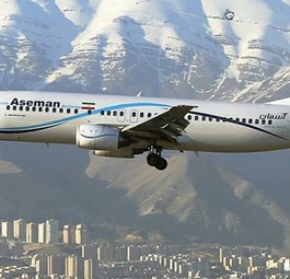 Boeing 737-400 von Iran Aseman: Die Airline erneuert ihre Flotte.