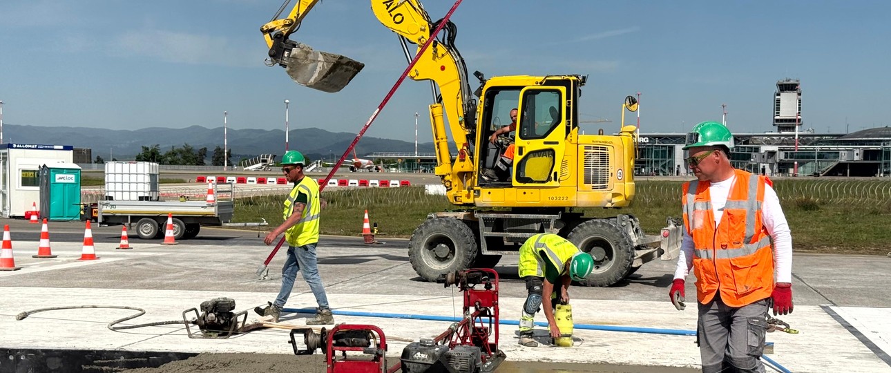 Die Bauarbeiten: Ein infrastruktureller Kraftakt.