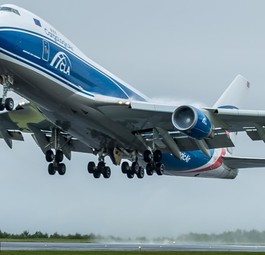 Boeing 747 F von Cargologic Air: Der britische Ableger von Volga-Dnepr hatte finanzielle Schwierigkeiten.