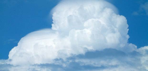 Cumulonimbus: Solche Wolken wollte der Pilot von Flug QZ8501 umfliegen.