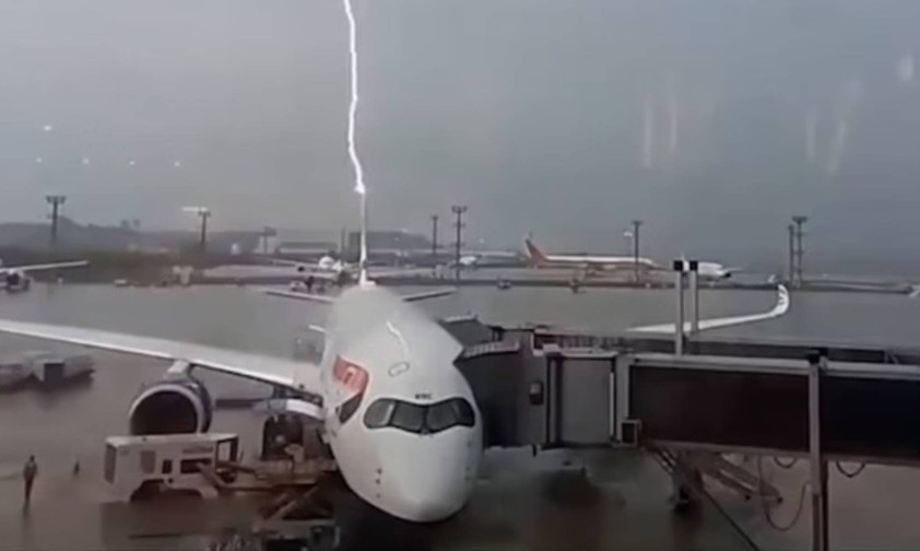 Was passiert, wenn ein Blitz in einen Airbus A350 einschlägt?