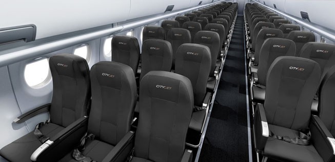 98 Plätze baut City Jet in ihre Sukhoi Superjets. Die Konfiguration: 3-2.