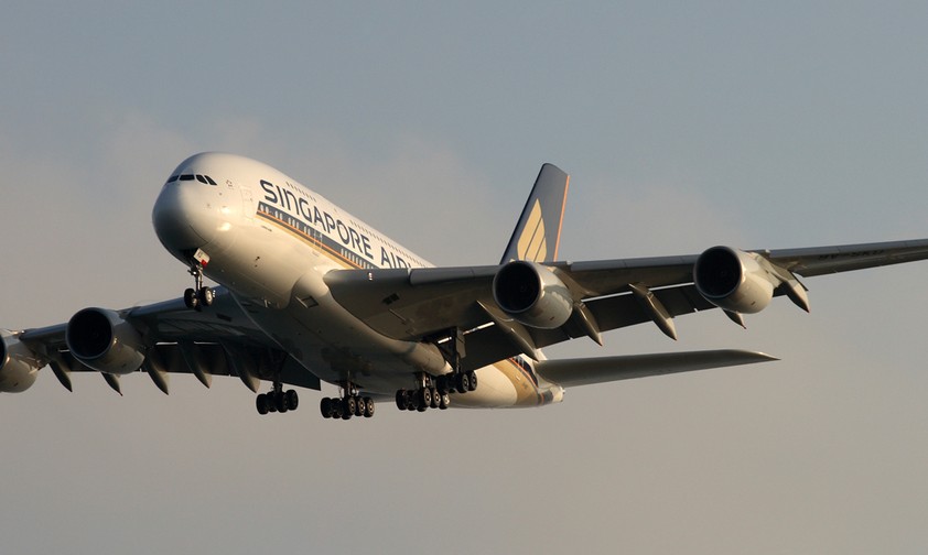 Platz 10 der kürzesten A380-Routen fällt weg, dafür teilen sich zwei Flüge Platz 9. Zum einen Singapur - Hongkong mit Singapore Airlines in 03:45 Stunden. Zum anderen Kuala Lumpur - Hongkong, bedient von Malaysia Airlines in ebenfalls 03:45 Stunden.