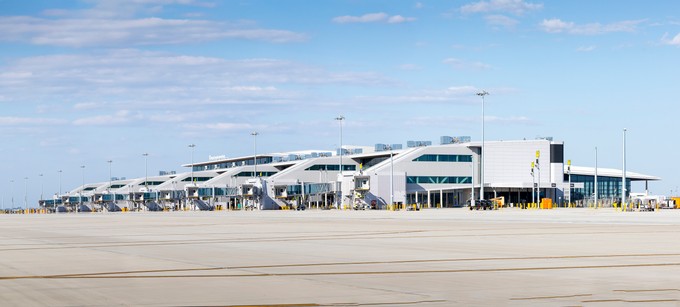 western sydney airport terminal fertig  Terminal ViewFromRunway Credit-Multiplex