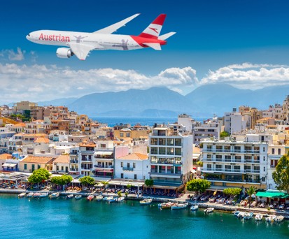 Boeing 777 von Austrian Airlines über Kreta (Montage): Bald wirklich zu sehen.