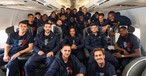 Das französische Nationalteam bei der Anreise am 12. Juni: Die Mannschaft wurde von Klasjet nach Paderborn gebracht.