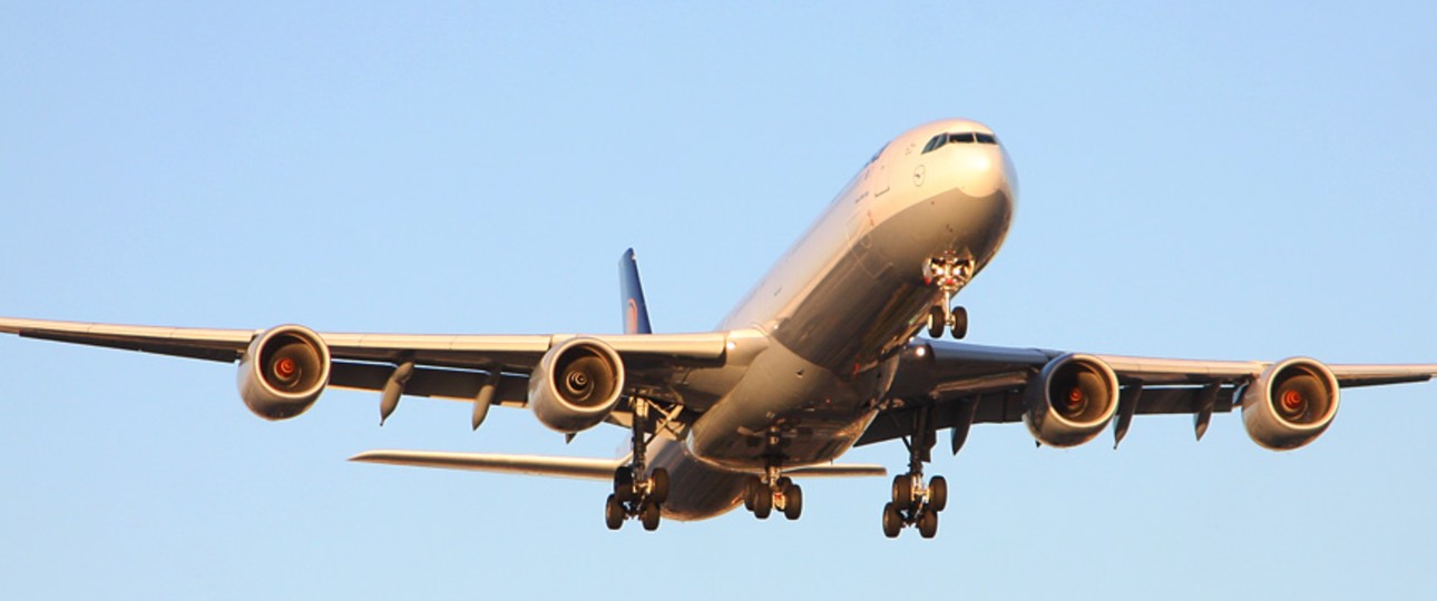 Airbus A340-600 von Lufthansa: Das Flugzeug musste in 3000 Metern Höhe den Atlantik überqueren.