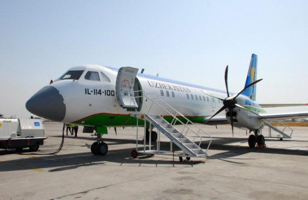 Das Flugzeug basiert auf dem Kurzstreckenflieger Il-114, der mit zwölf produzierten Exemplaren floppte.