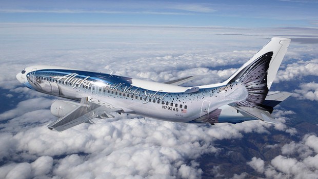 Alaska Airlines: Der Designer von Air Alaska muss ein besonderer Kerl sein. So viele grausame Flugzeug-Designs schafft keine andere Fluglinie. Aber mit diesem fliegenden Lachs hat Alaska Airlines den Vogel, pardon, den Fisch abgeschossen.