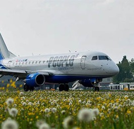 Embraer 170 von People's Viennaline in Altenrhein: Die Airline bekommt einen zweiten Jet.