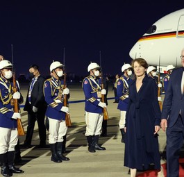 So wird der Airbus A350 genutzt: Bundespräsident Frank-Walter Steinmeier bei einem Besuch in Kambodscha.