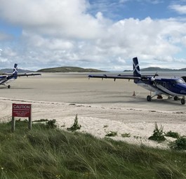 Oder am berühmten Flughafen Barra in Schottland.