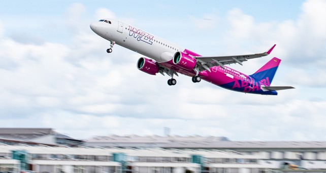 Airbus A321 Neo: Hier ein Exemplar vom Ableger Wizz Air Abu Dhabi.