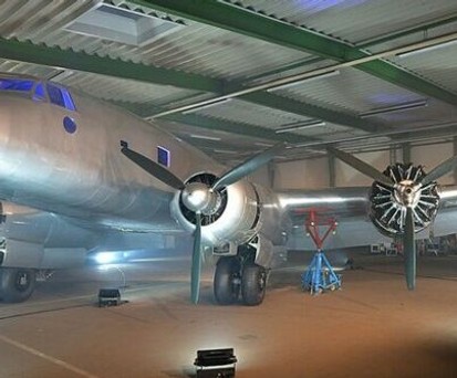 Bereit für Fans: Der Flieger ist restauriert.