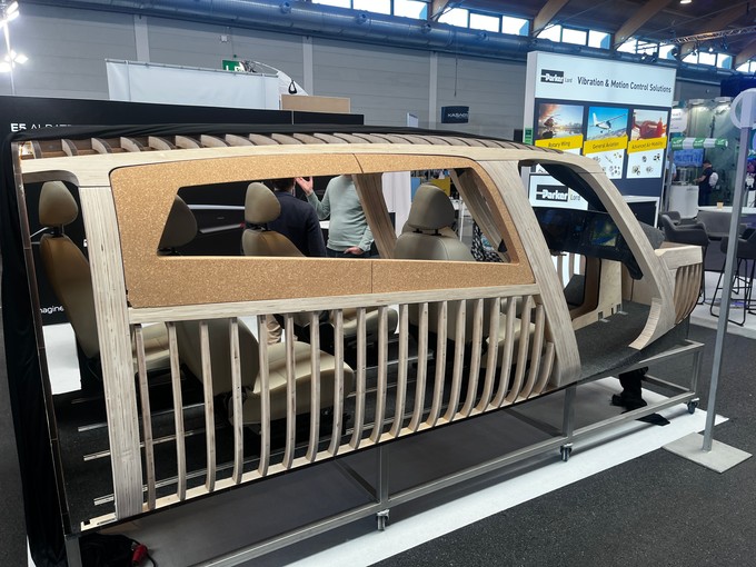 Mockup der E5 von Electron auf der Aero 2026.