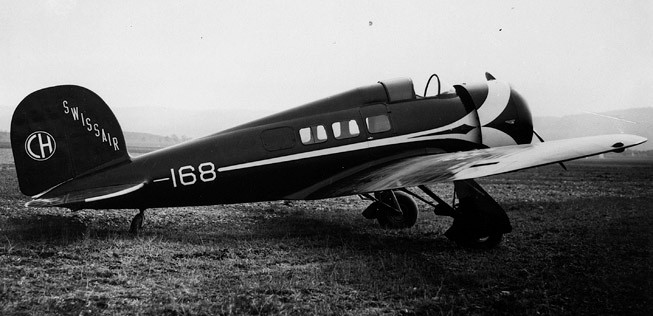 Aus den beiden Fluggesellschaften entstand sie Swissair. Im Bild: eine Lockheed-Orion 9-B.