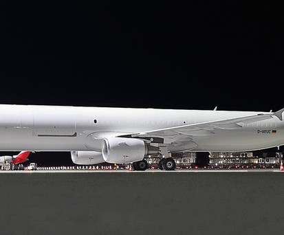 Der Airbus-A321-Umbaufrachter mit dem Kennzeichen D-AEUC: Fliegt ...