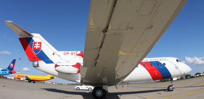 Eine der früher zum Einsatz kommenden Yakovlev Yak-40.