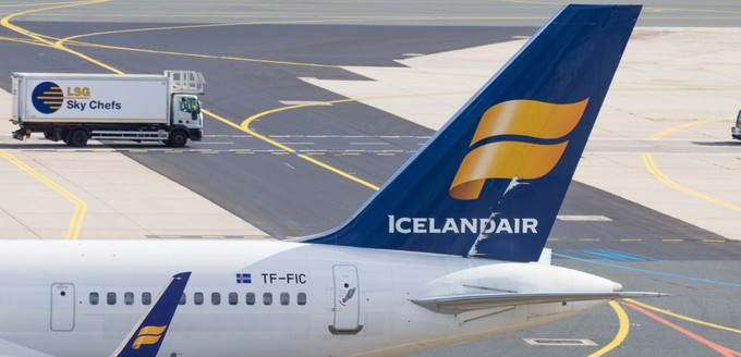 Leitwerk von Icelandair. Eine ähnliche Gestaltung besitzt auch Oman Air, welche...