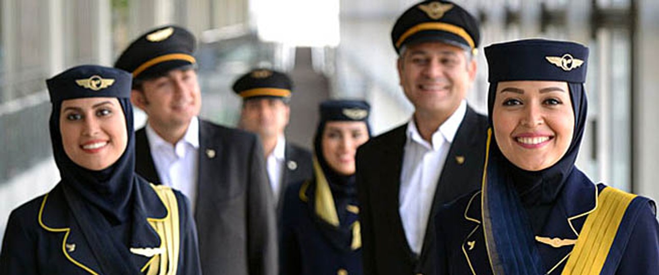 Crew von Iran Air: Die Fluggesellschaft arbeitet mit Lufthansa zusammen.
