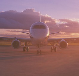 Eine Embraer 170: Venezuela will neue Flieger bei den Brasilianer kaufen.