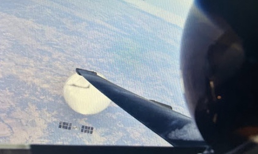Das Selfie des U-2-Piloten: Ballon in Sicht.