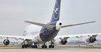 Boeing 747-400 von Lufthansa (hier auf einem Archivbild aus Frankfurt): Zwei waren nun in Manchester.